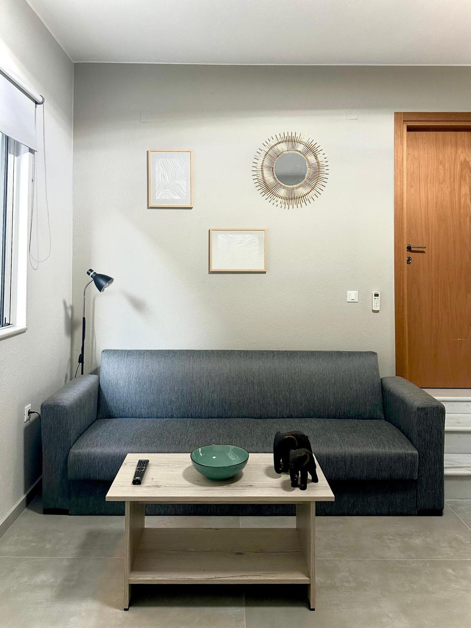 Filoxenia By The Sea Apartment อายิโอสนิโกลาโอส ภายนอก รูปภาพ
