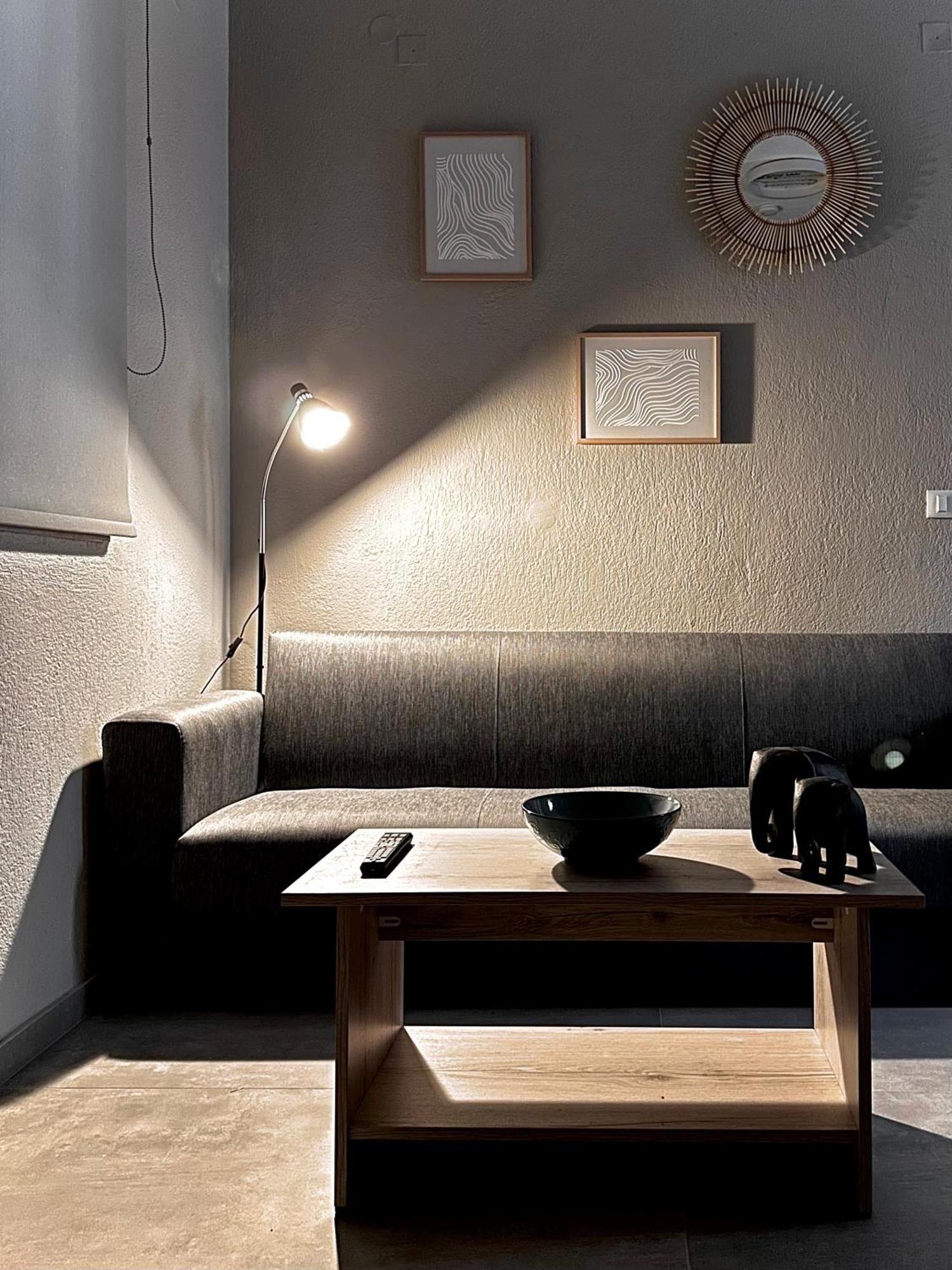 Filoxenia By The Sea Apartment อายิโอสนิโกลาโอส ภายนอก รูปภาพ