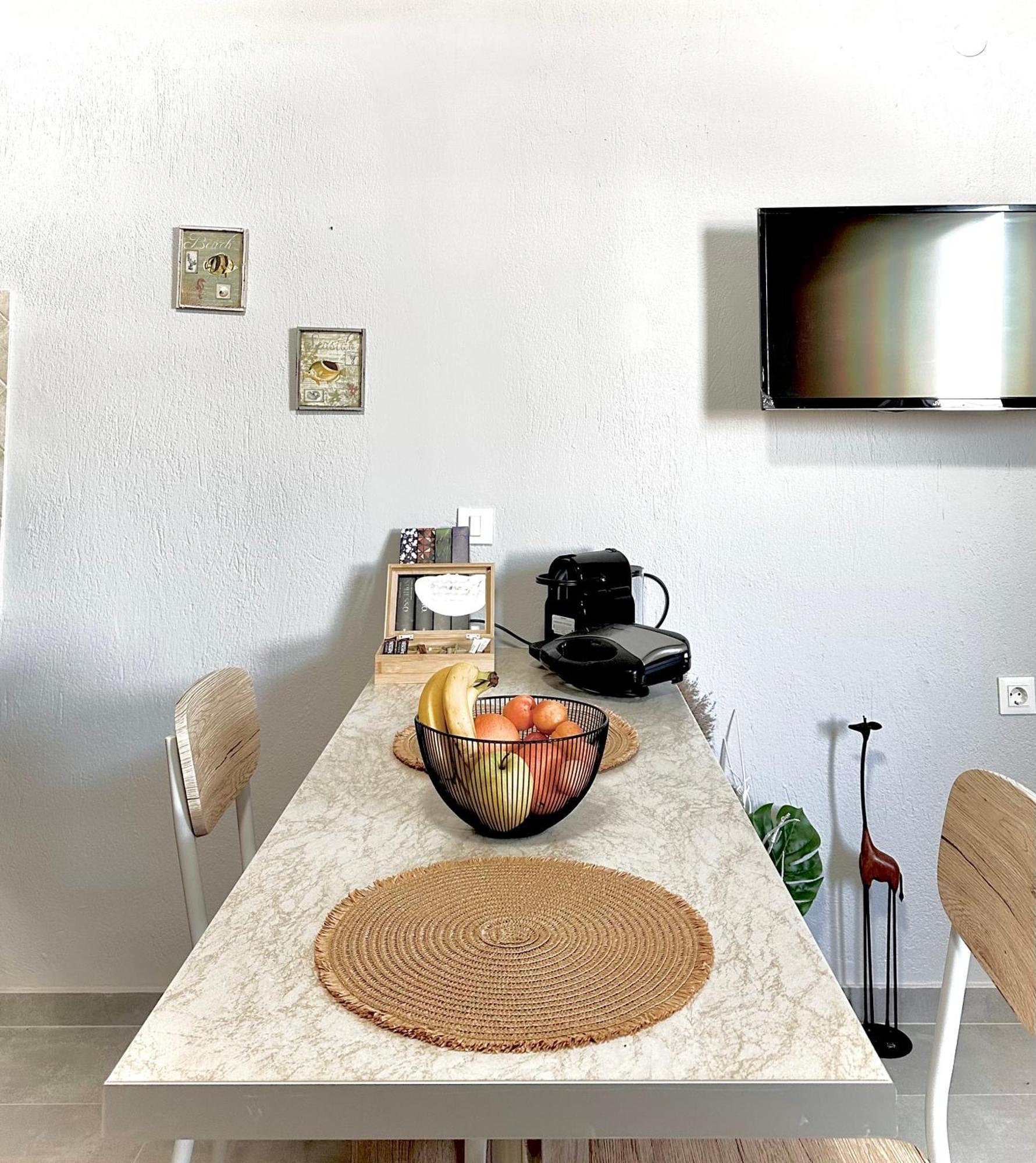 Filoxenia By The Sea Apartment อายิโอสนิโกลาโอส ภายนอก รูปภาพ